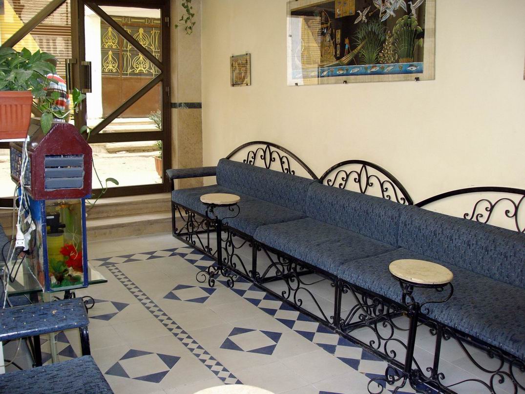 THE LITTLE GARDEN HOTEL 2*